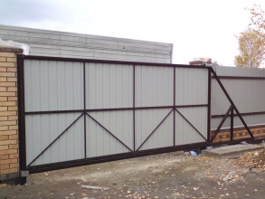 Ворота откатные с ручным управлением - пример 12 фото в Новороссийске